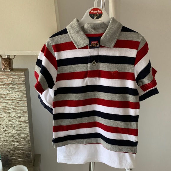 T-shirt set. - Picture 2 of 2